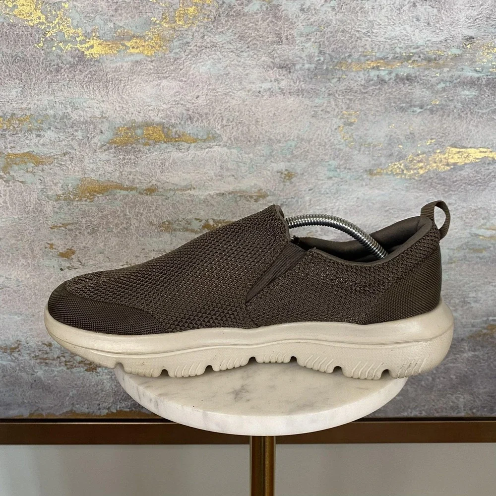 Skechers Shoes Mens Size 10.5 Brown Ultra Go Walking Slip On Sneakers SN 54738